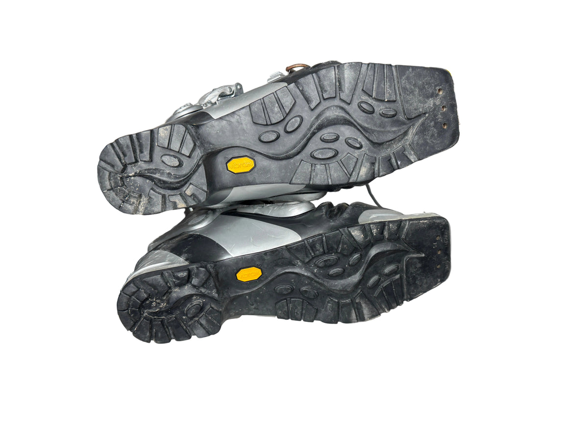 Used Garmont Synergy Telemark boots Mondo 28.5