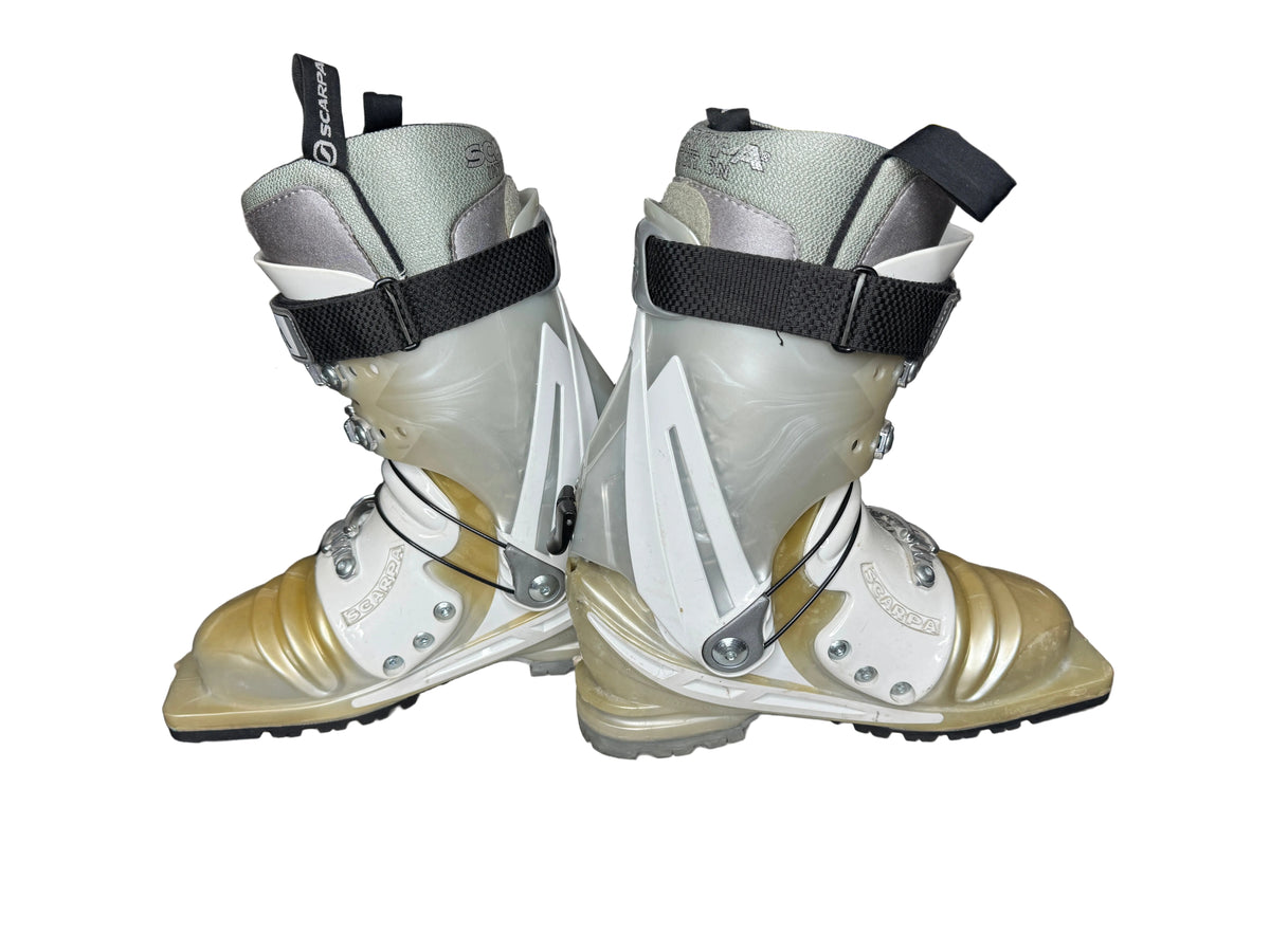 Used Scarpa T1 women’s Telemark boots Mondo 24.5 excellent condition