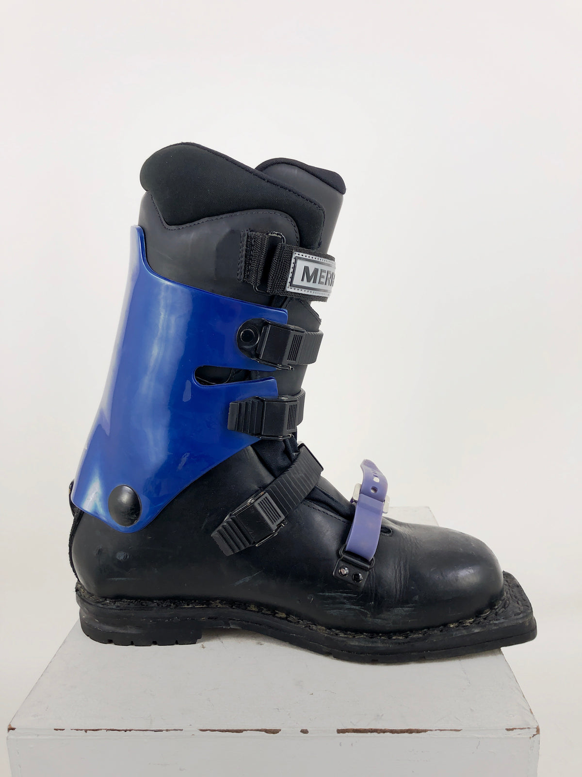 27.0 Merrell Supercomp (Used)