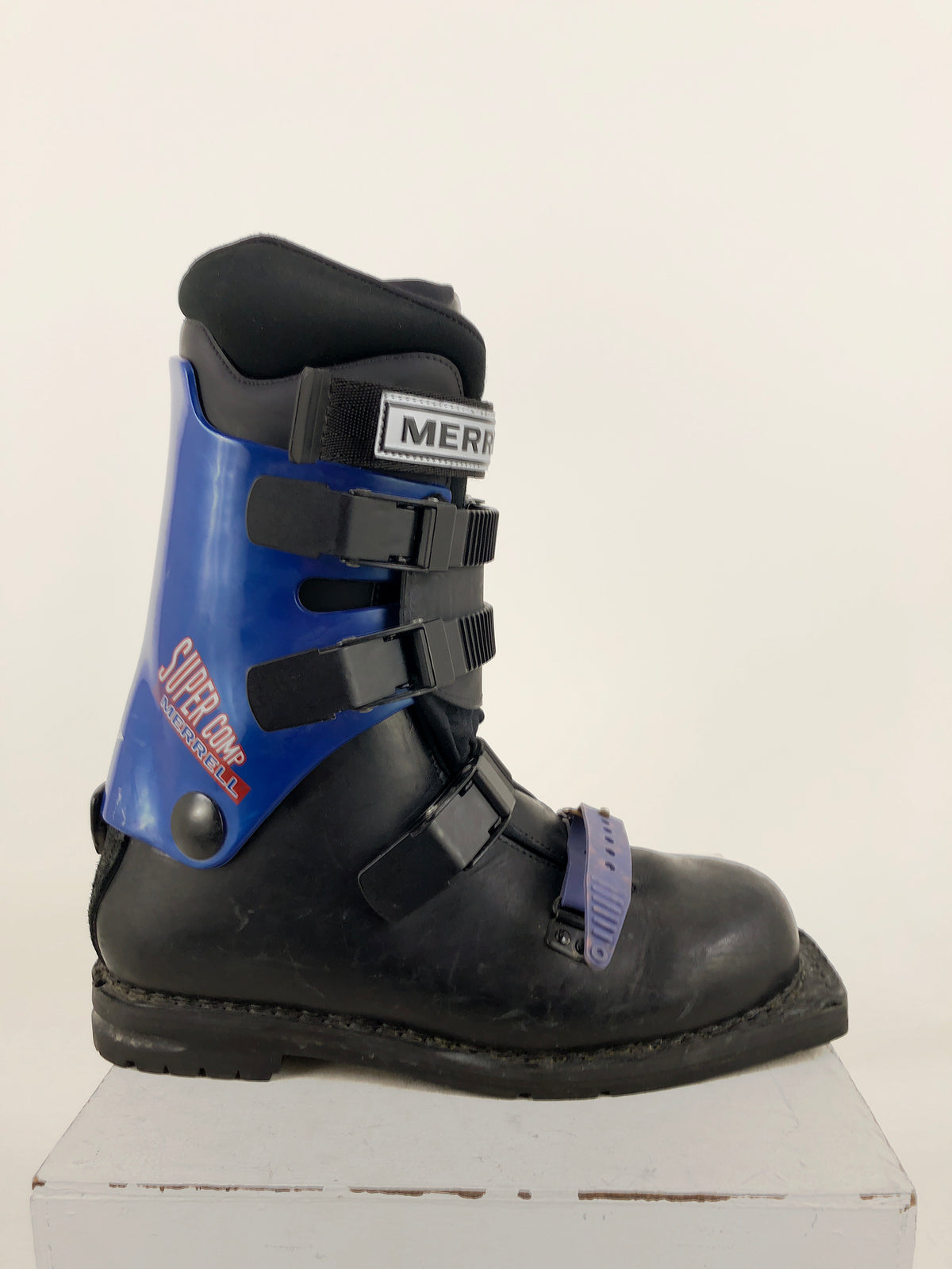 27.0 Merrell Supercomp (Used)