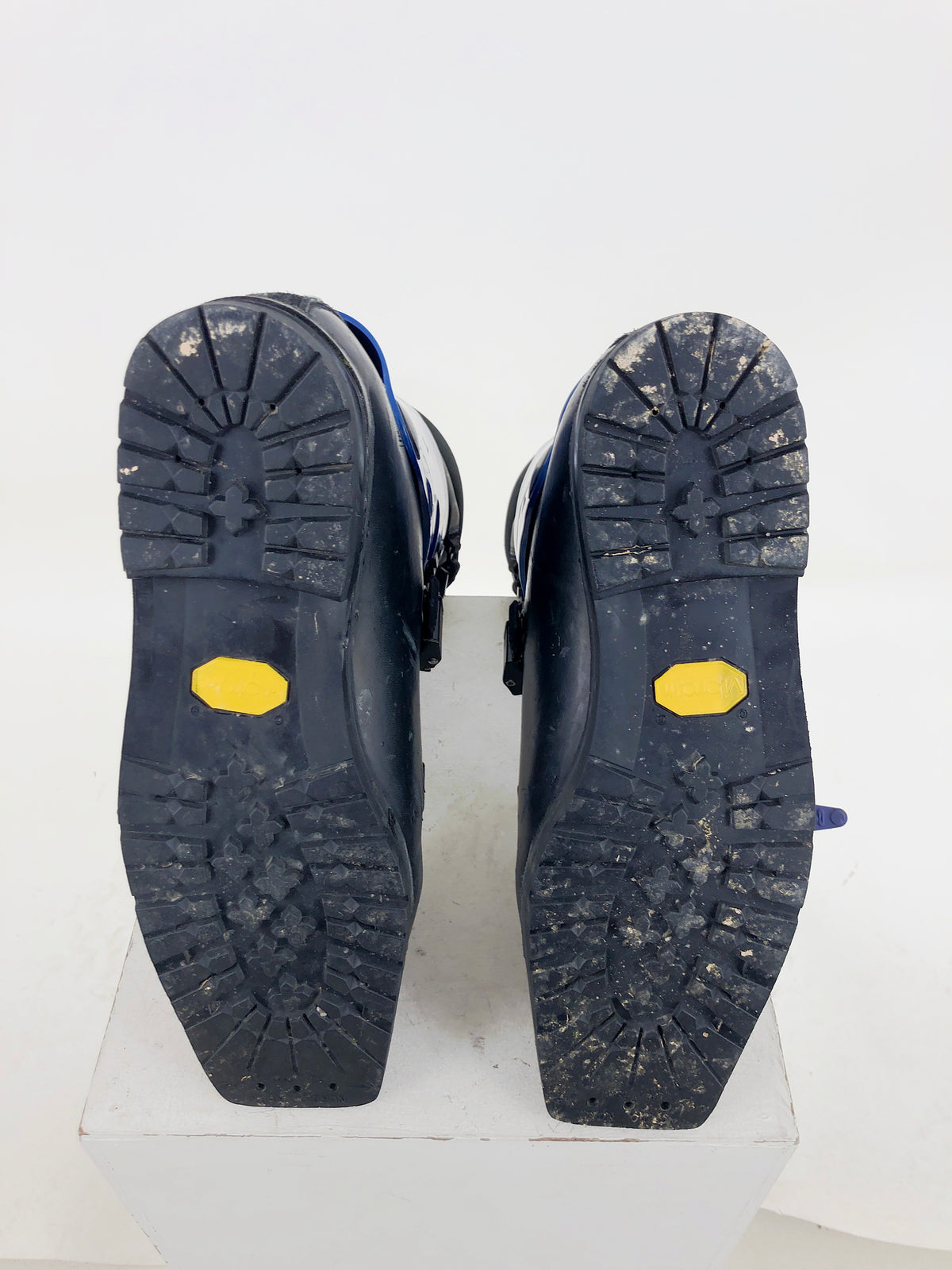 27.0 Merrell Supercomp (Used)