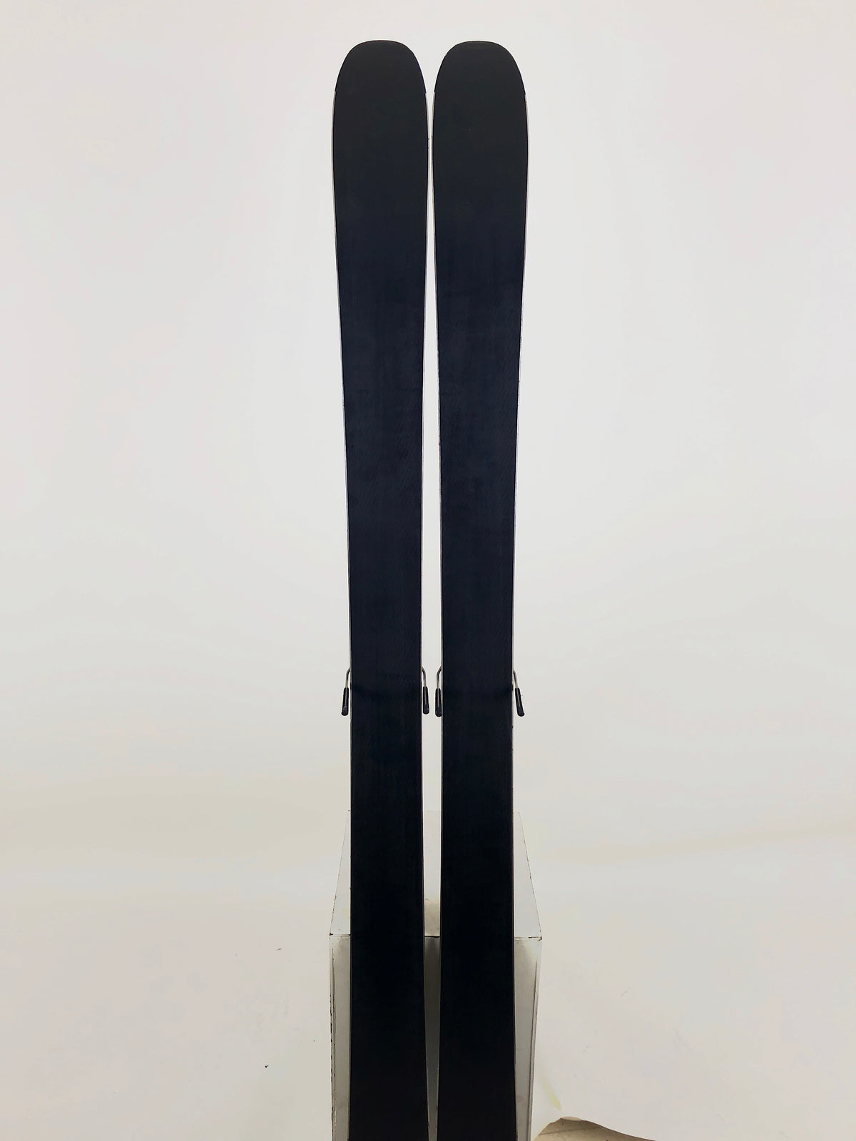 184cm Protector 105 w/ Meidjo 3.0 (Used)