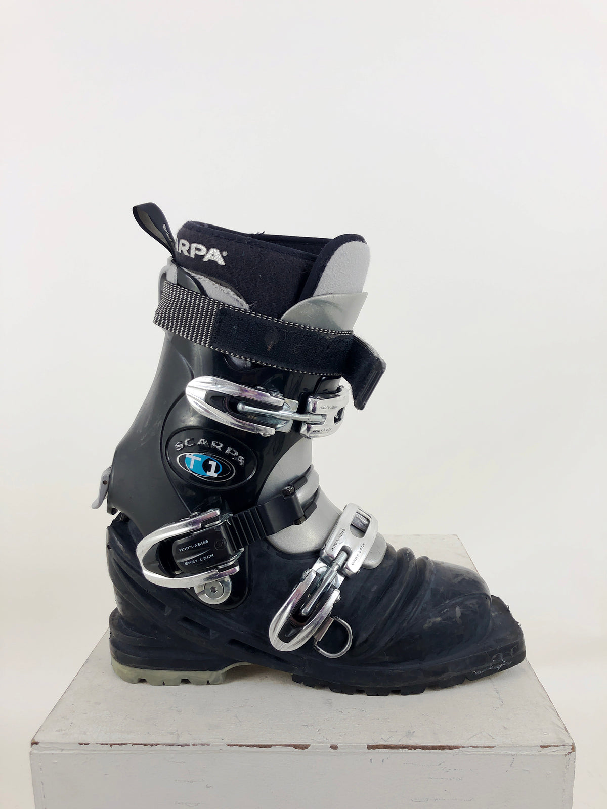 24.0 Scarpa T1 (Used)
