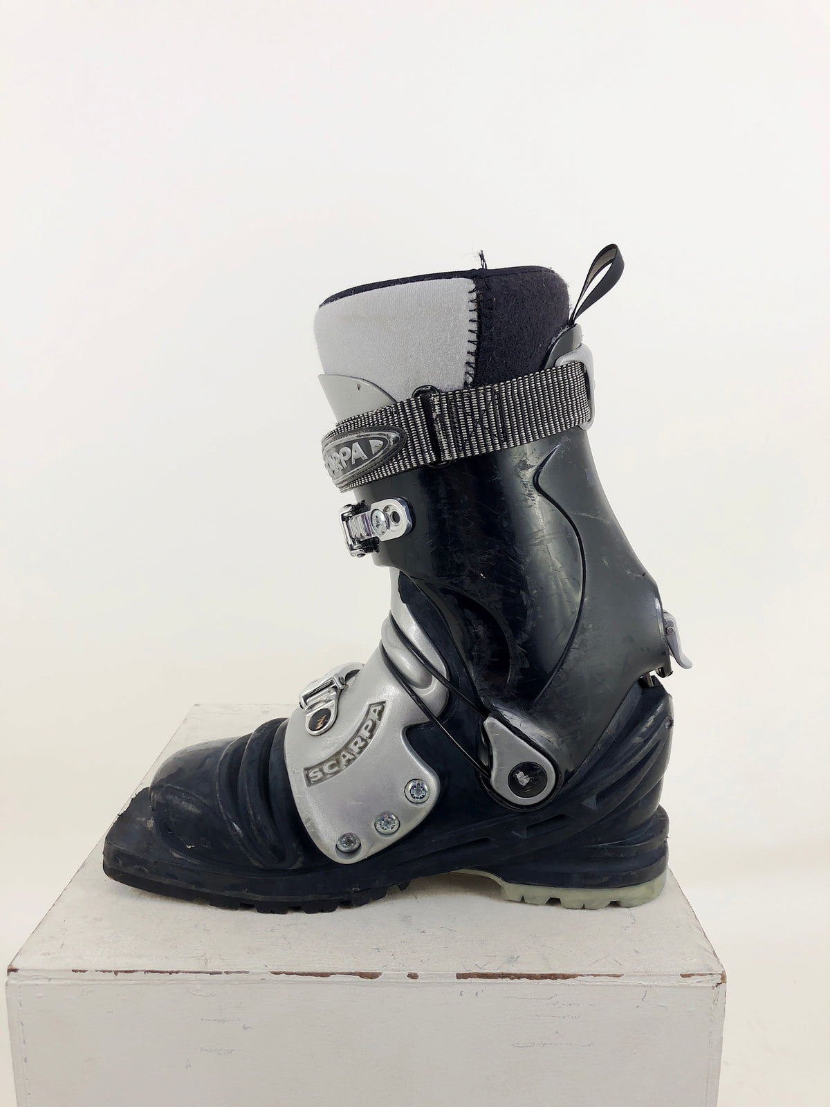 24.0 Scarpa T1 (Used)