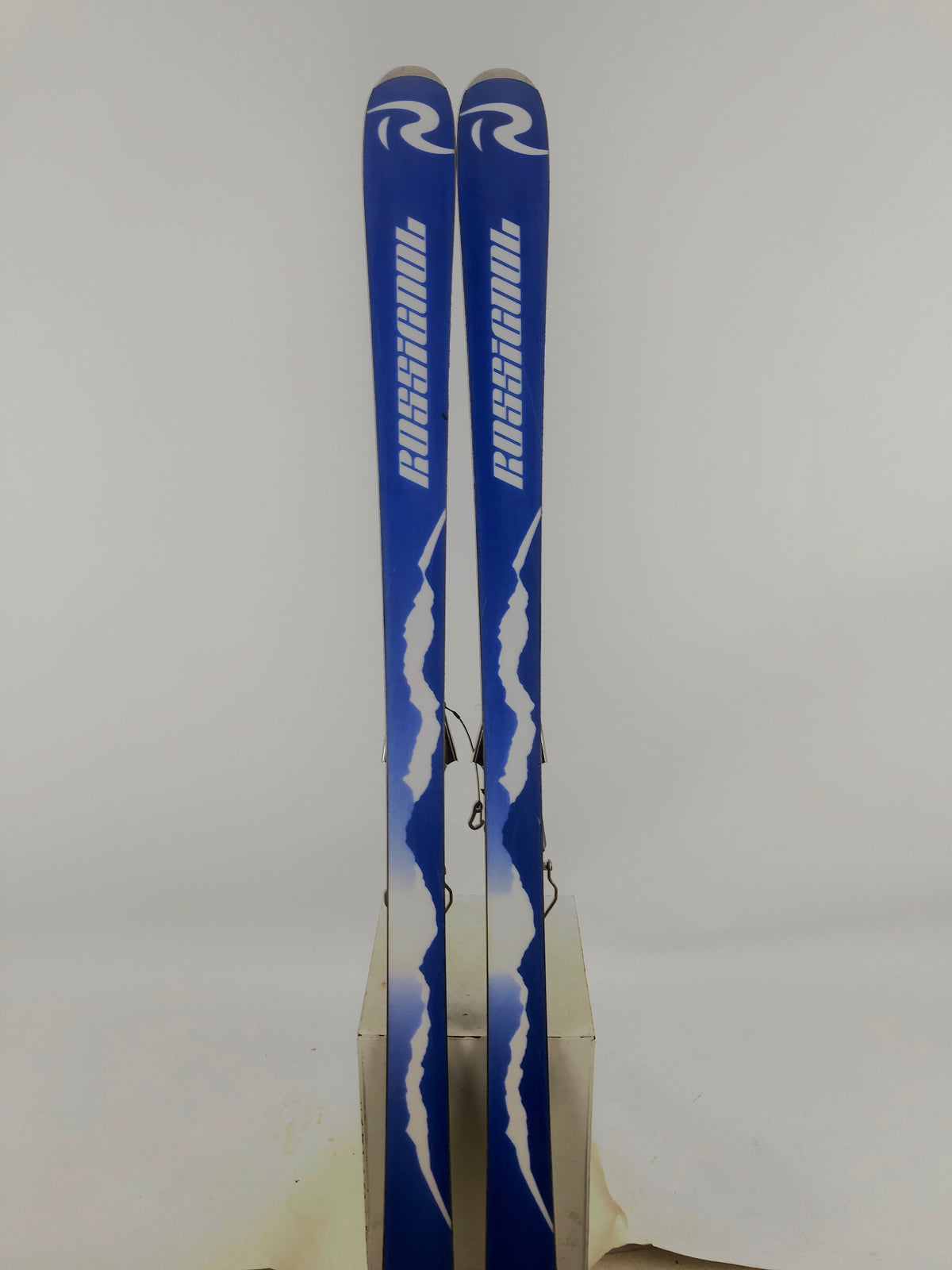 176cm Rossignol T3 w/ Black Diamond O2 Sm Midstiff (Used)