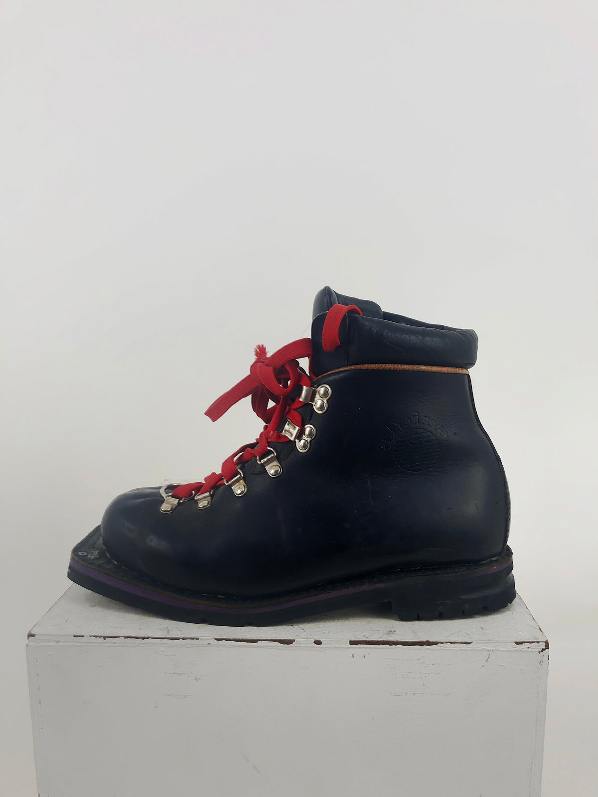 EU 41 Alpina Double Leather (Used)