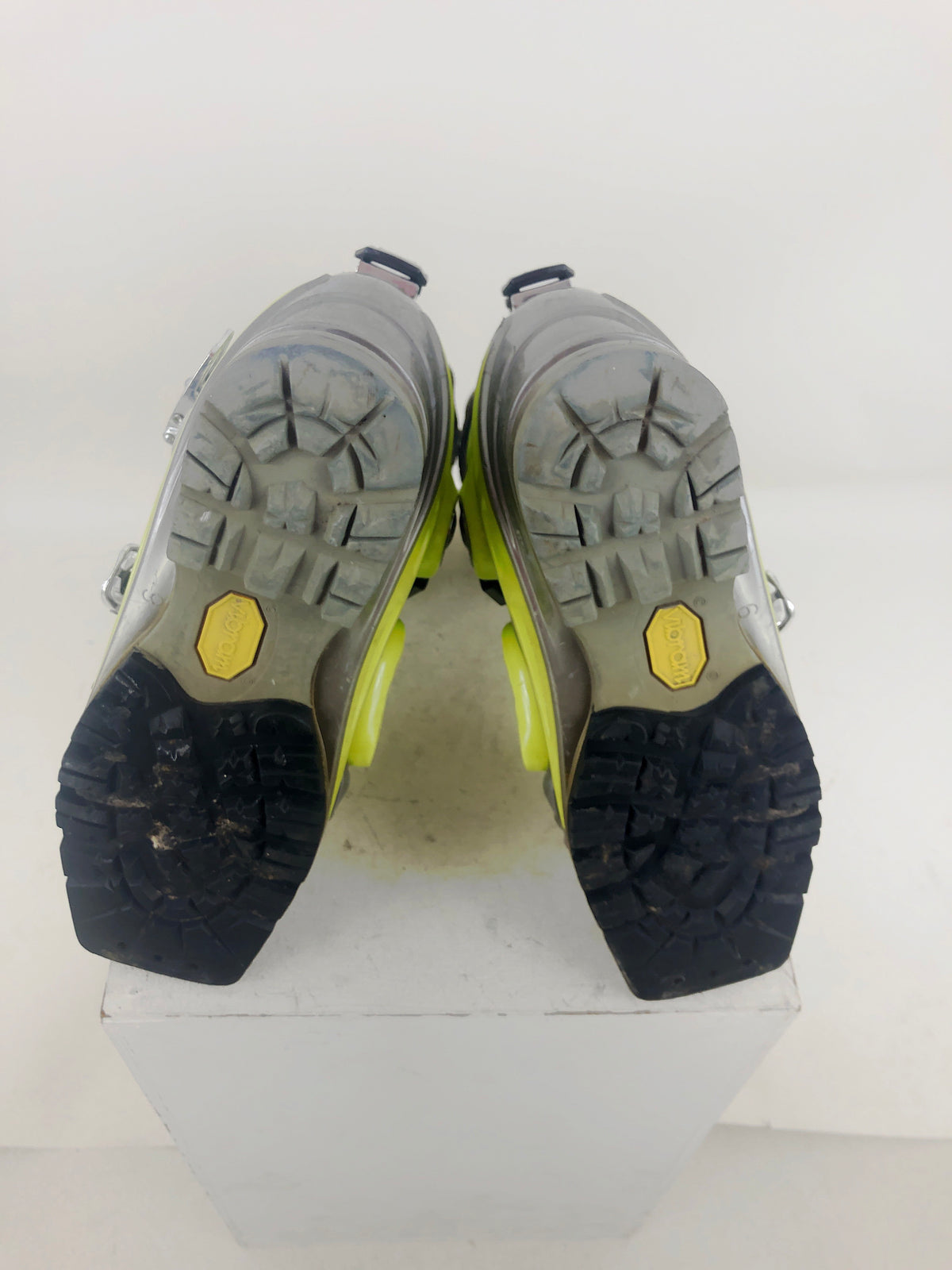 24.5 Scarpa T1 (Used)