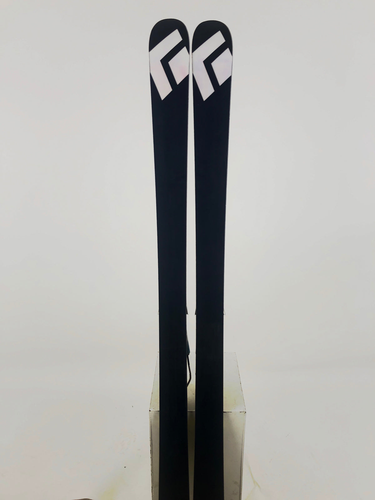 173cm Black Diamond Havoc w/ Black Diamond O2 Lg Midstiff (Used)
