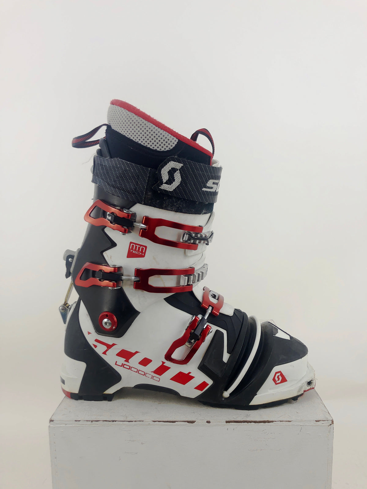 28.5 Scott Voodoo NTN (Used)