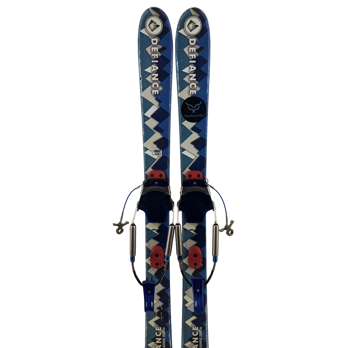 120 cm Defiance kids Telemark skis mounted with G3 Targa bindings, shown as part of Freeheel Life’s season-long youth Telemark rental program.