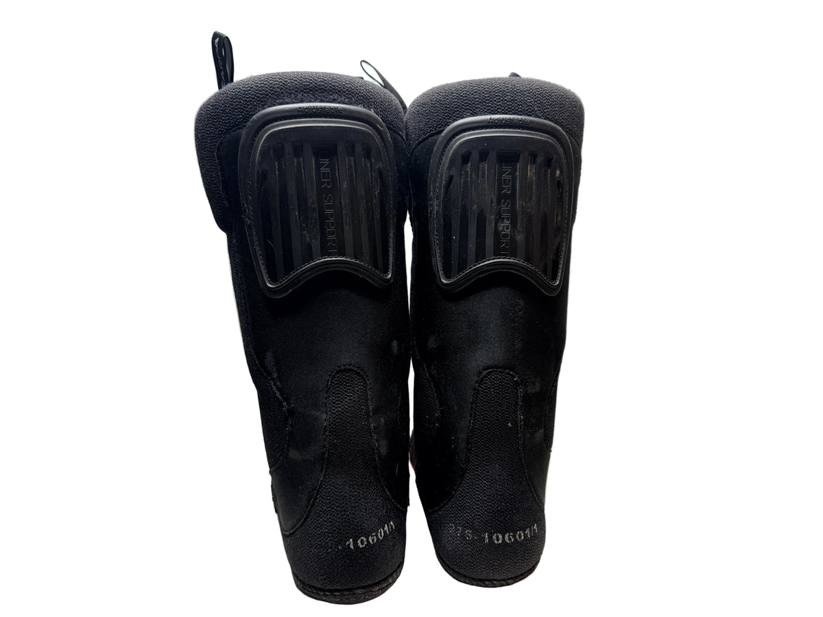 Used Scarpa T1 Telemark Ski Boots in Mondo 27.5 with Booster Power Straps. 75mm duckbill telemark boots sold by Freeheel Life.