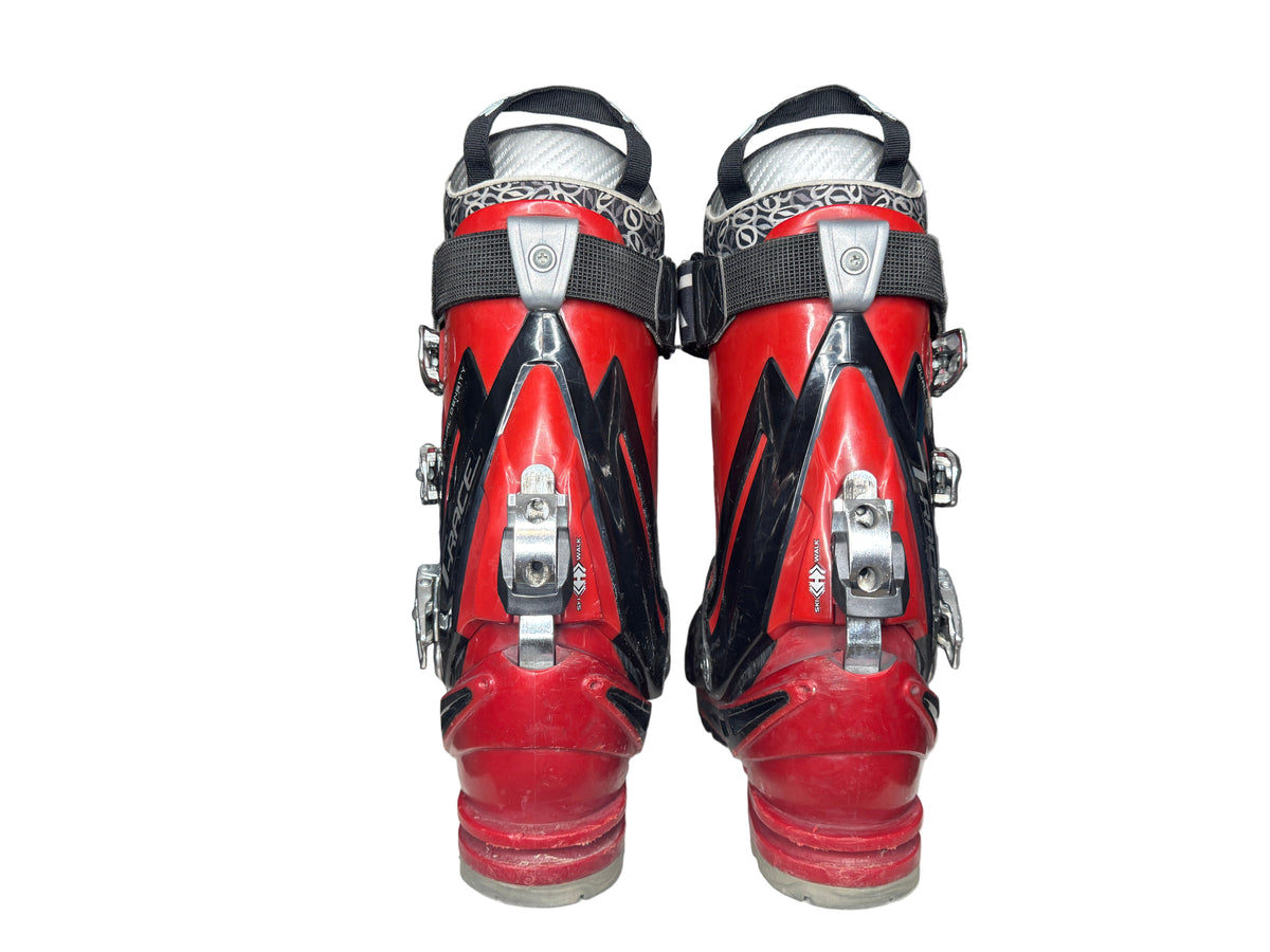 26.5 Scarpa T-Race (Used)