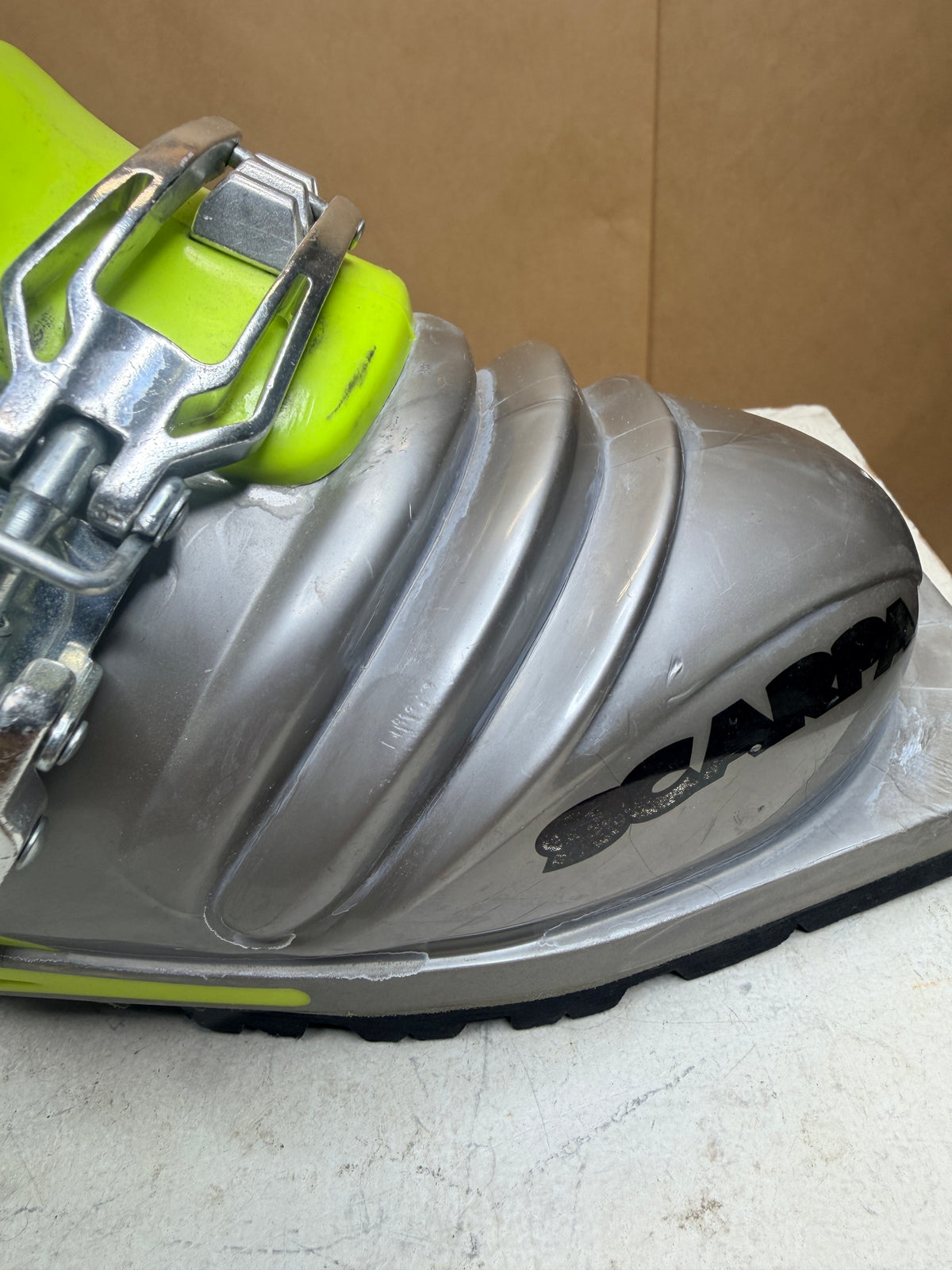 Close-up of used Scarpa T1 boot shell, toe and cosmetic wear