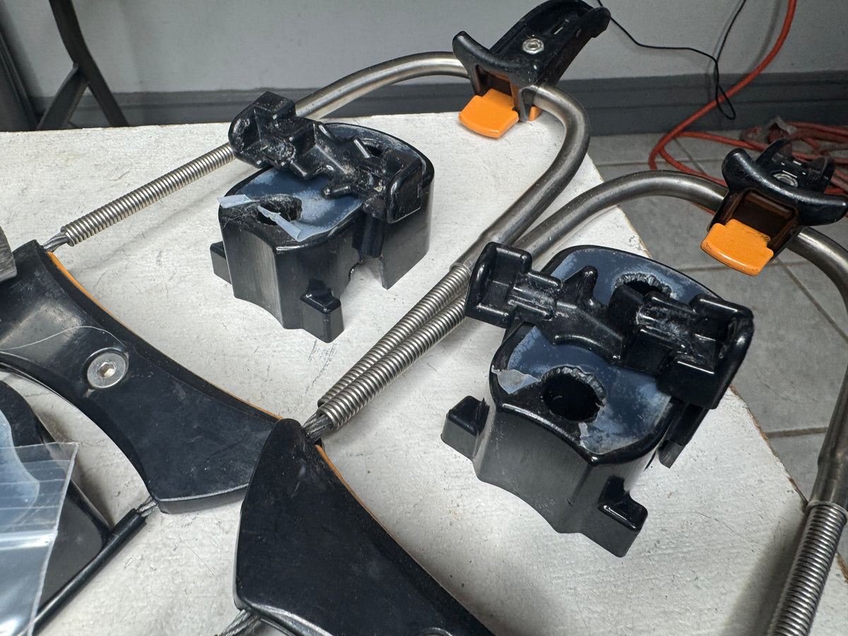 R-4143 - 22 Designs Hammerhead (Used) (Copy)