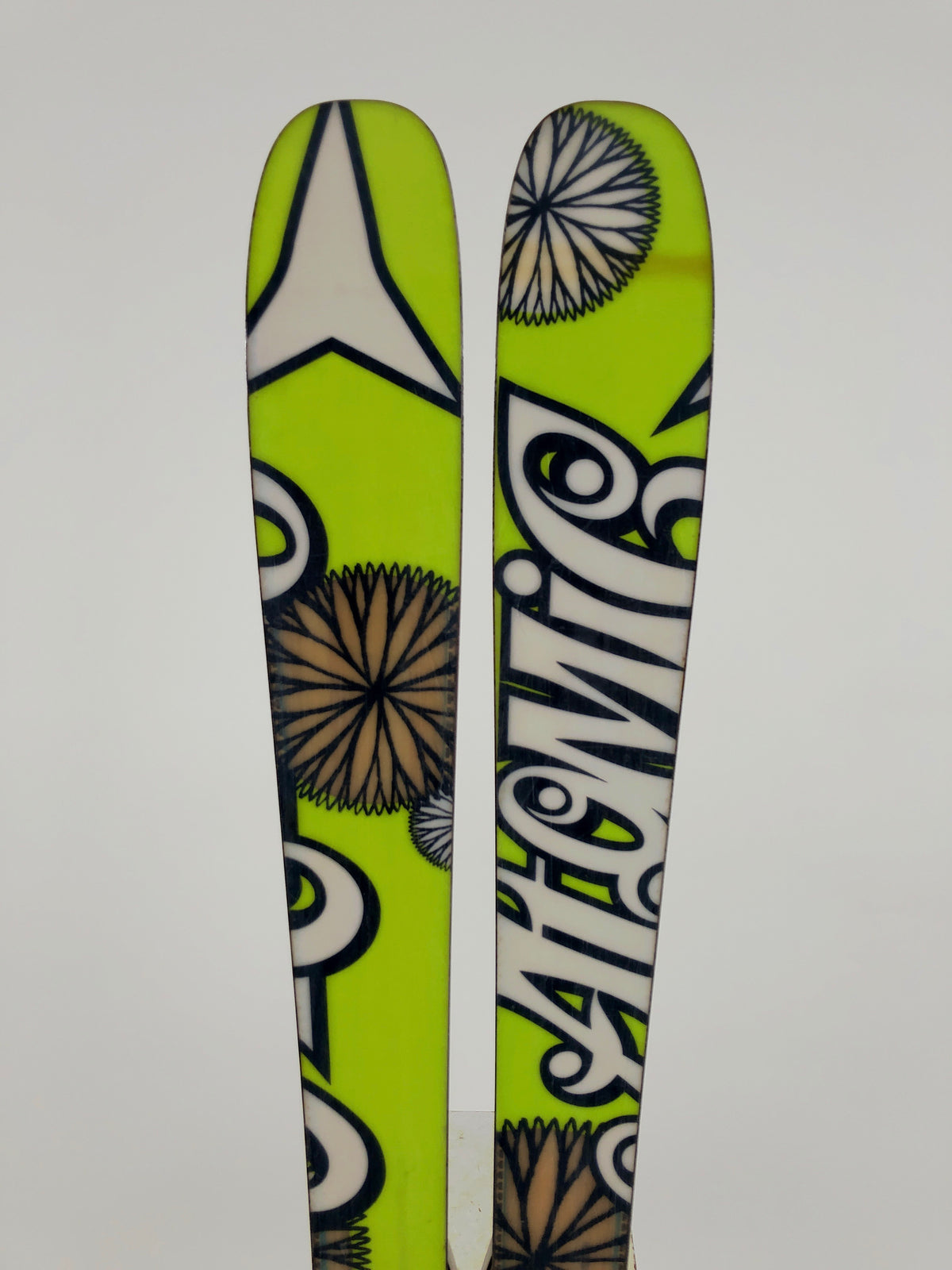 156cm Atomic Century W/ 22 Designs Hammerhead (Used)