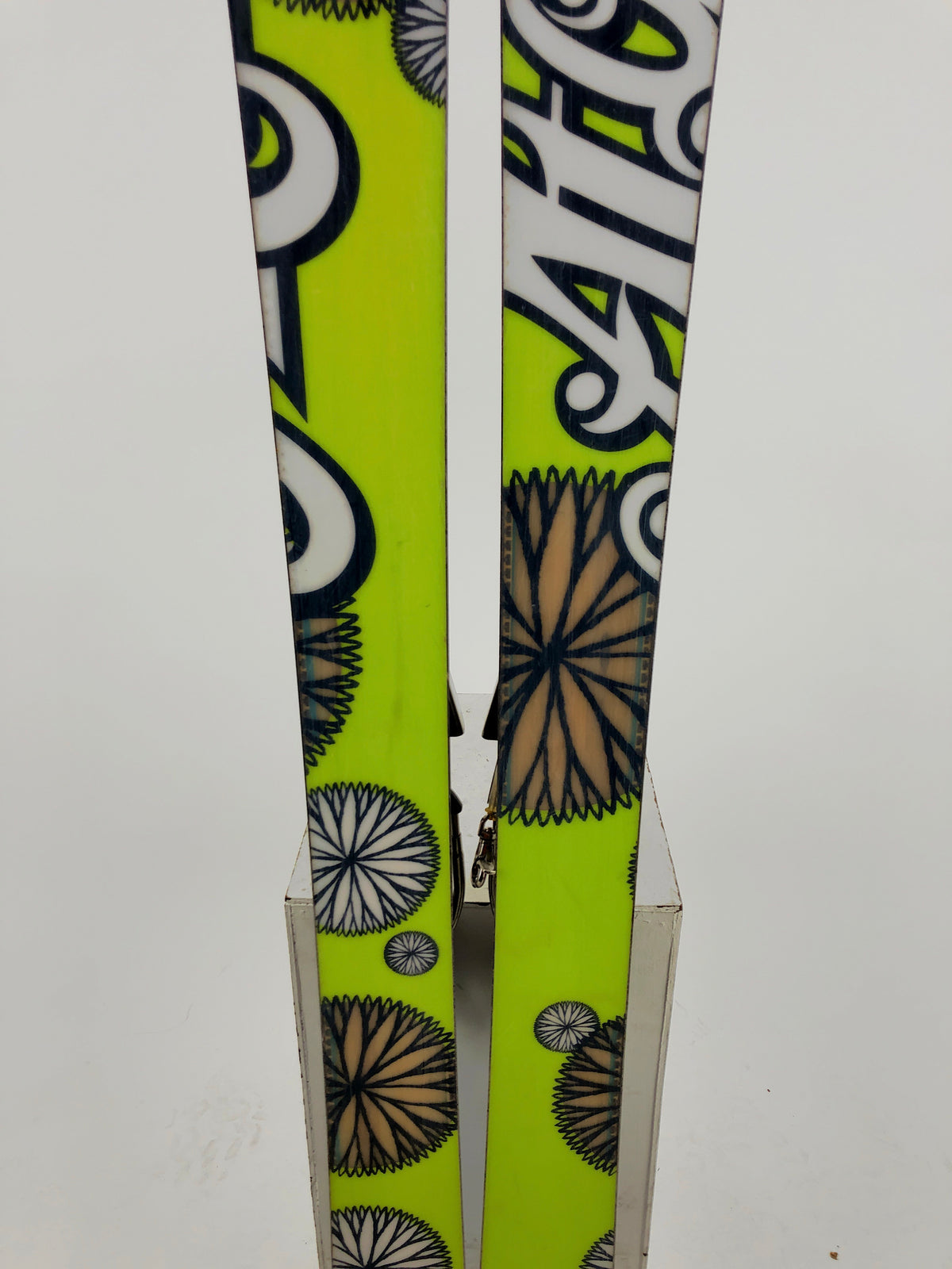 156cm Atomic Century W/ 22 Designs Hammerhead (Used)