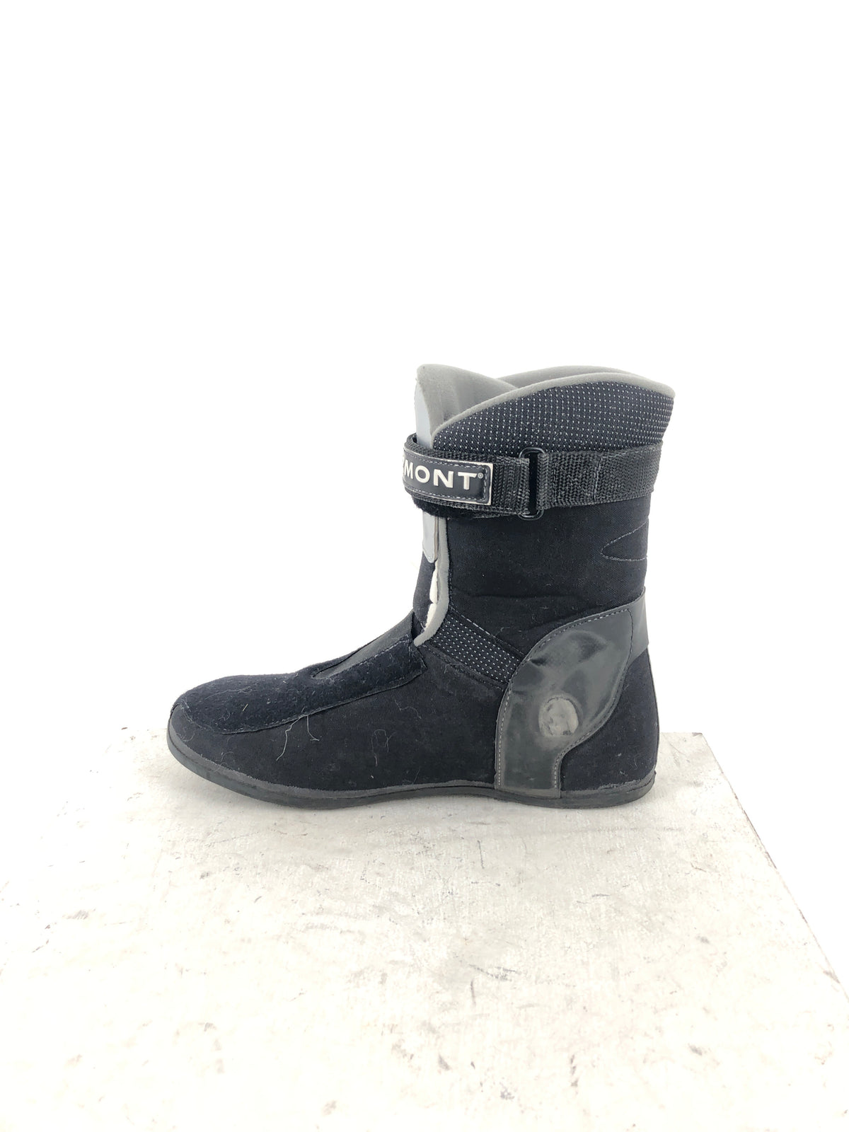 25.5 Garmnont Excursion liner only (Used)